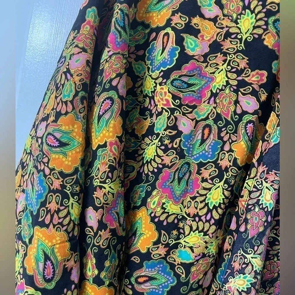 Lularoe Lindsay Kimono Size Small LIKE NEW - Picture 4 of 5